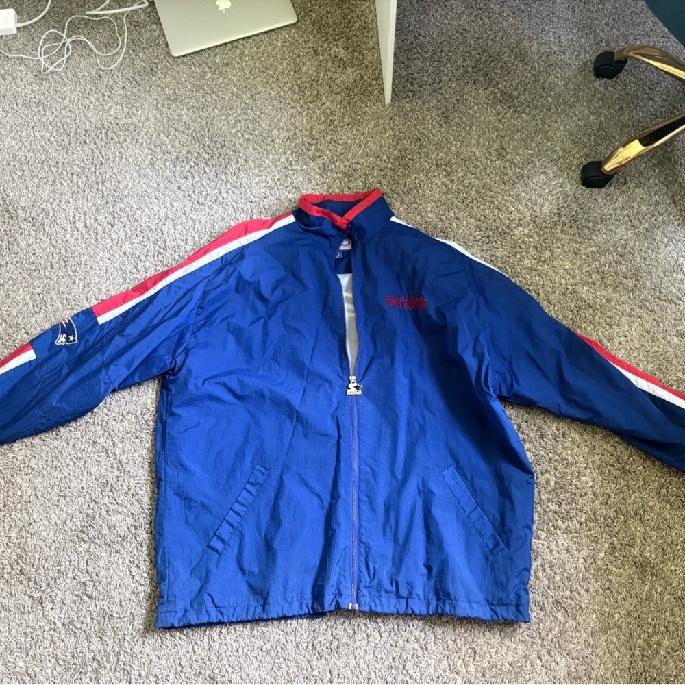Patriots STARTER Navy and Red Windbreaker